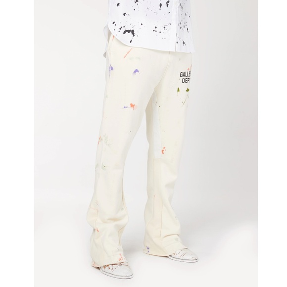 GD PAINTED FLARE SWEATPANT - Picture 1 of 9
